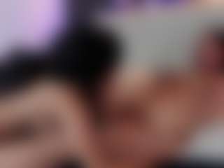Live cam show with AMMBER-HONEY - Bedroom on CamwithHer