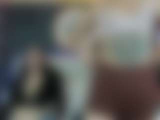 AMMBER-HONEY's Live Sex Cam Show