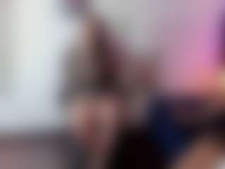 Live cam show with AMMBER-HONEY - Shaved Pussy on xxxlivecams.org