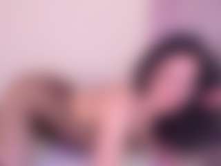 Live cam show with Angellikedoll - Black Hair on Milfs Live
