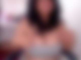 anna-curly18's Live Sex Cam Show