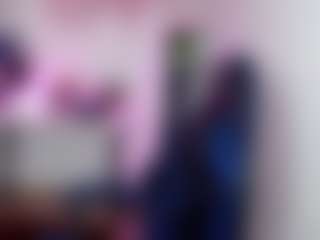 anna-curly18's Live Sex Cam Show