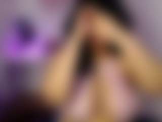 anna-curly18's Live Sex Cam Show
