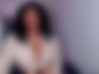 anna-curly18's Live Sex Cam Show