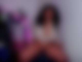 anna-curly18's Live Sex Cam Show
