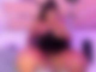 Live cam show with AnnitaLawrence - Black Blowjob on StripNow