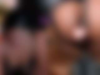 Live cam show with AnnitaLawrence - Flashing on Lustler