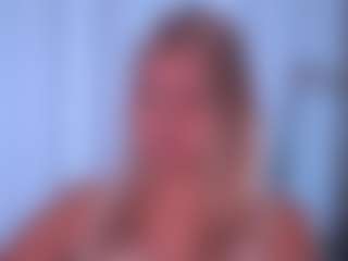 Live cam show with Monica - Oil on camwithhim.com