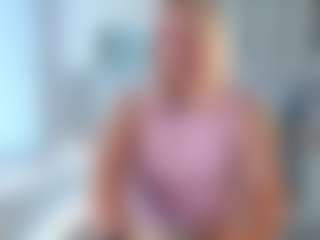 Live cam show with Monica - Bedroom on Streamer API