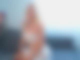 Live cam show with Monica - Spankass on CamClone