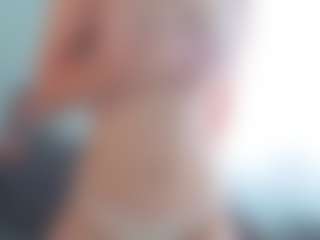 Live cam show with Monica - Sexydance on Dolls Live