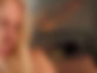 Live cam show with Monica - Bikini on madthumbs