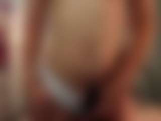 Live cam show with Monica - Foot Fetish on intimatelivegirls.com