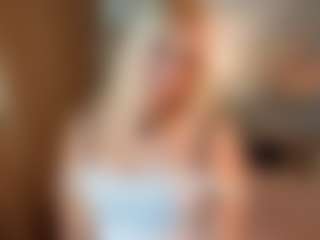 Live cam show with Monica - Student on Camsoda