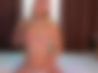 Live cam show with Monica - Sweet on TastyBlacksLive