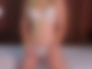 Live cam show with Monica - Nipple Play on Gym Cam Girls