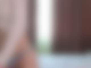 Live-Cam-Show mit Monica - Cute auf Camsoda