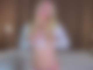 Live cam show with Monica - Solo on Hubzter Live