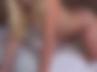 Live cam show with Monica - Camel Toe on Camiplay Live