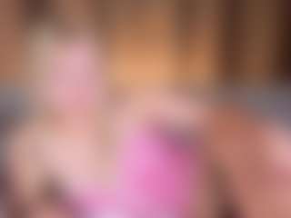 Live cam show with Monica - Innocent on Camsoda
