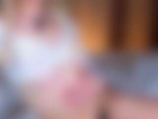 Live cam show with Monica - Innocent on Mixed Magazine Live
