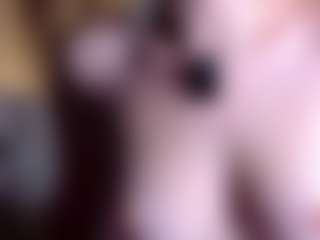 Live cam show with Monica - Oil on Taboo Cams XXX