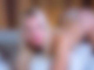 Live cam show with Monica - Flirty on liverealitysex.com