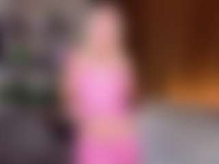 Live cam show with Monica - Innocent on livesuperchat.net