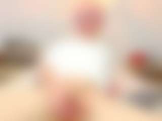 Live cam show with Axell-stone - Facial on SquirtSoMuch
