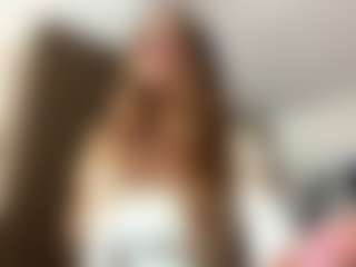 DanyelleTsuchiya's Live Sex Cam Show