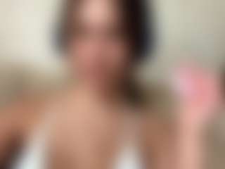 DanyelleTsuchiya's Live Sex Cam Show