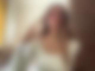 DanyelleTsuchiya's Live Sex Cam Show