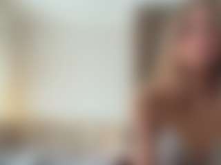 Live cam show with DanyelleTsuchiya - Brown Hair on Hubzter Live