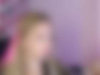 Live cam show with emma-bless - Public on Camsoda