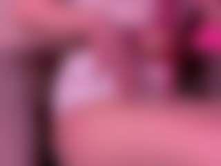 Live cam show with emma-bless - Skinny on Uber Horny