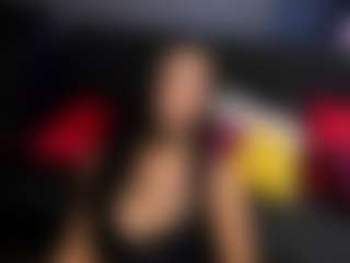 Live cam show with Kiara-Sins - New Lush on xplaylive.com