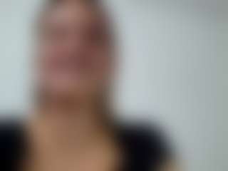 Lara's Live Sex Cam Show