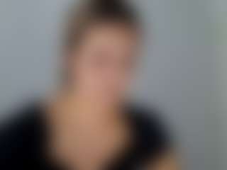 Lara's Live Sex Cam Show