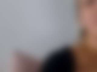 Lara's Live Sex Cam Show