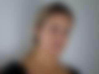 Lara's Live Sex Cam Show