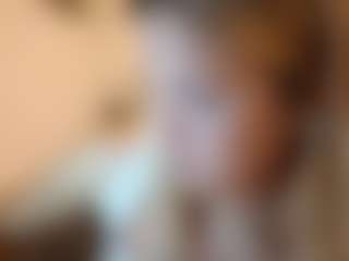 Lara's Live Sex Cam Show