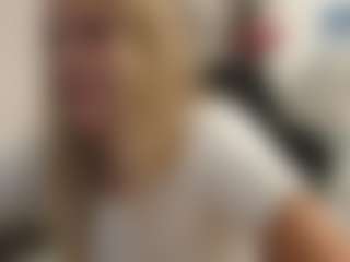 Lara's Live Sex Cam Show
