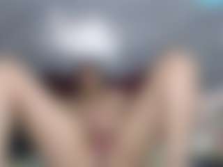 miarouse1531's Live Sex Cam Show