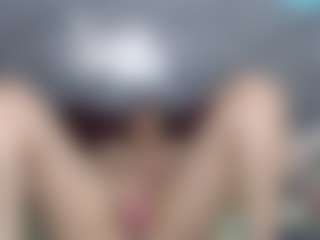 miarouse1531's Live Sex Cam Show