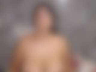 miarouse1531's Live Sex Cam Show
