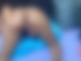 Live cam show with ObedientBlackBabe - New Brown Eyes on livesuperchat.net