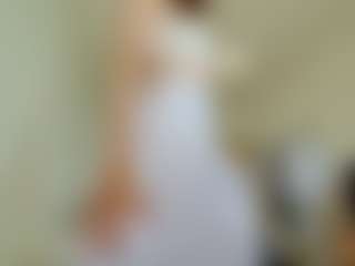 Live cam show with PandoraSigona - Petite on Gym Cam Girls