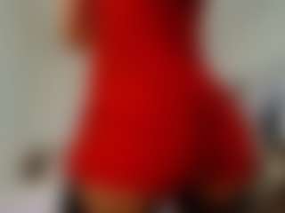 Live cam show with PandoraSigona - Athletic Amateur on Camsoda