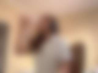 Live cam show with Liv - Cum on CamwithHer