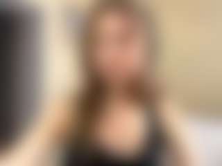 Live cam show with Liv - New Small Tits on livesuperchat.net